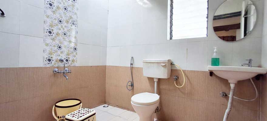 06-couple-room